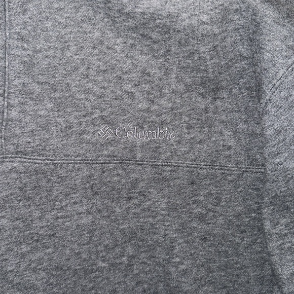 Columbia Pullover - Picture 2 of 3